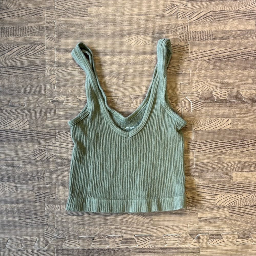 URBAN OUTFITTERS DARK GREEN BASIC V-NECK TANK TOP SIZE SMALL